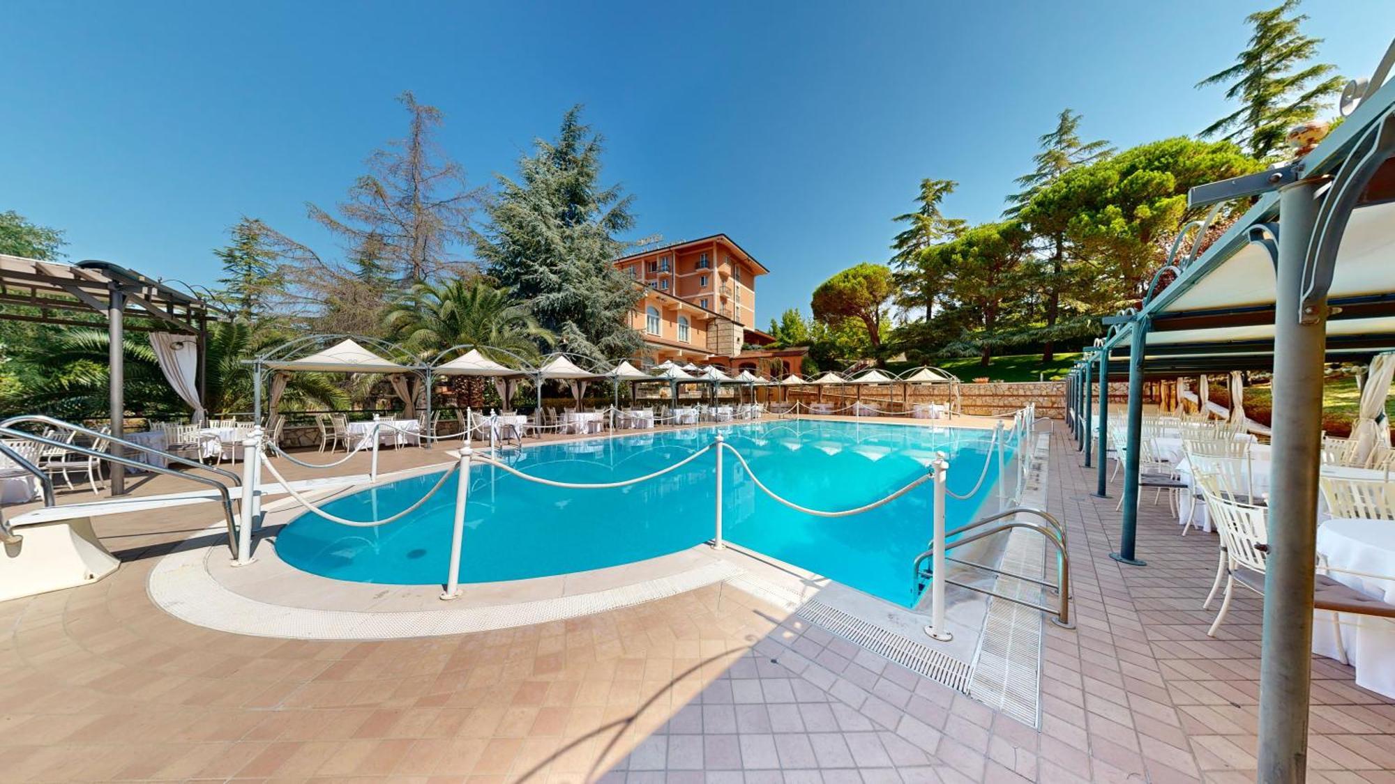 Готель Relais La Fattoria Мельфі Екстер'єр фото